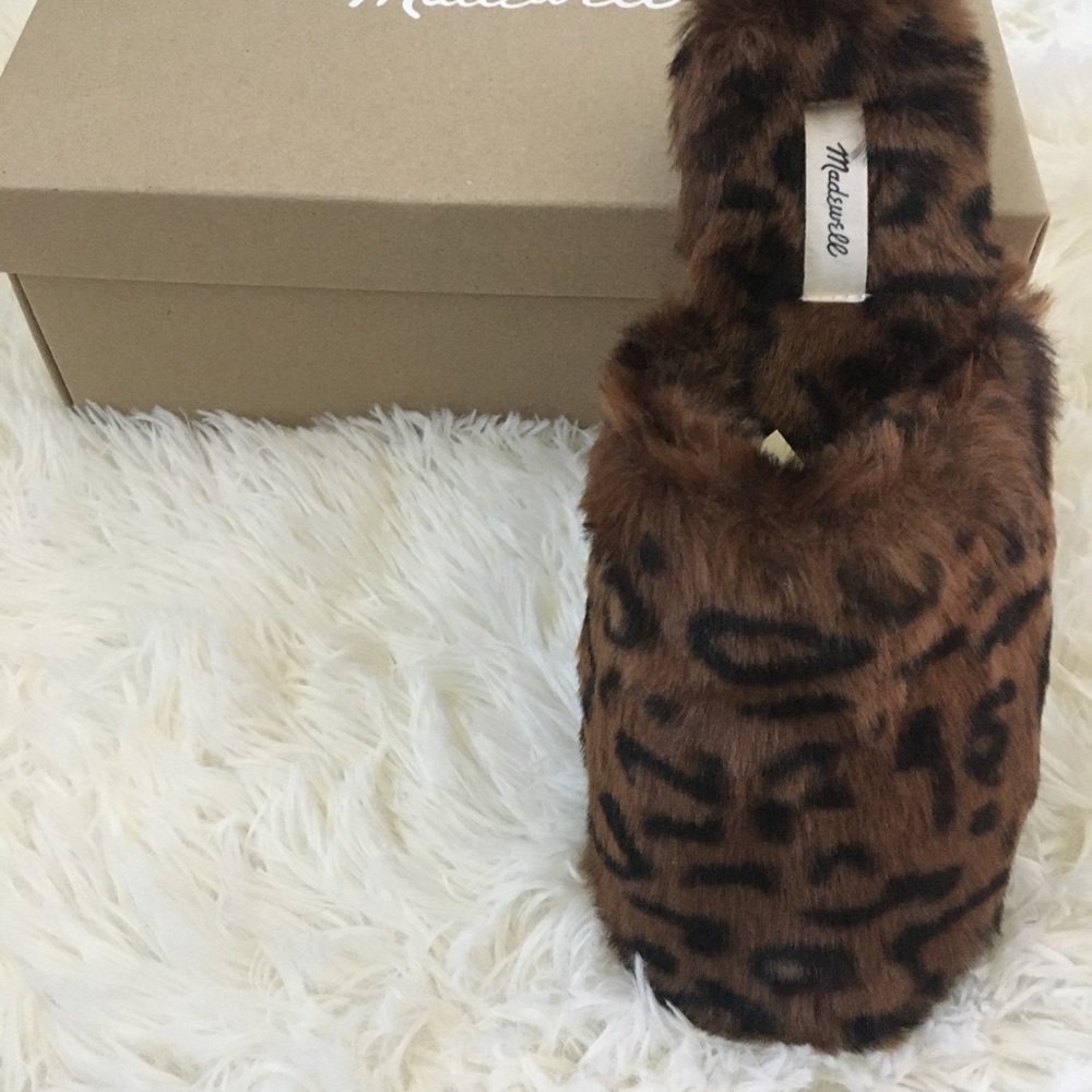 New Fuzzy Leopard Slippers 7